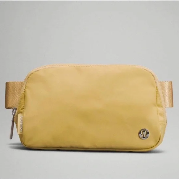 nano bag lululemon lululemon Everywhere Belt Bag Nano - One Size